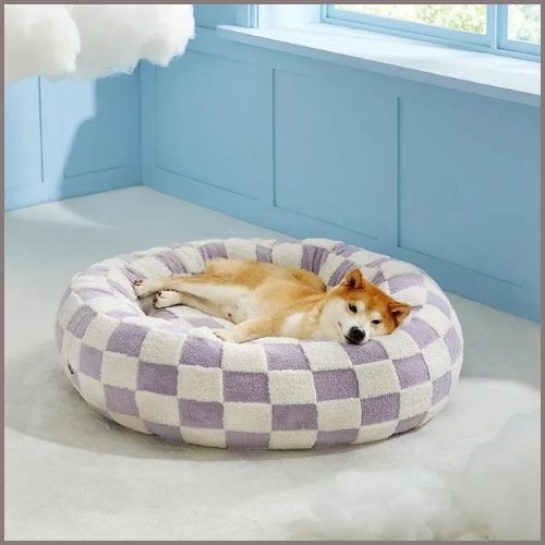 Coussin-anti-stress-chien_confortable-et-apaisant-violet