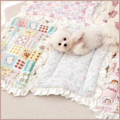 Tapis-chien-bichon-blanc