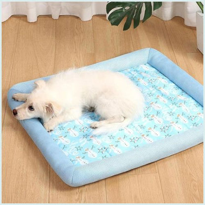 Tapis-rafraichissant-pour-chien-fraîcheur-instantanée-bleu