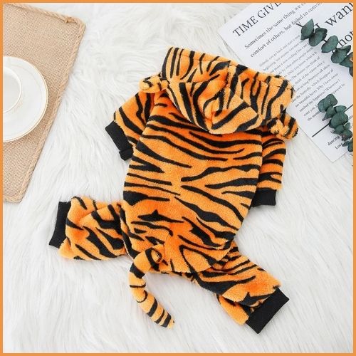 deguisement-pour-chien-en-tigre