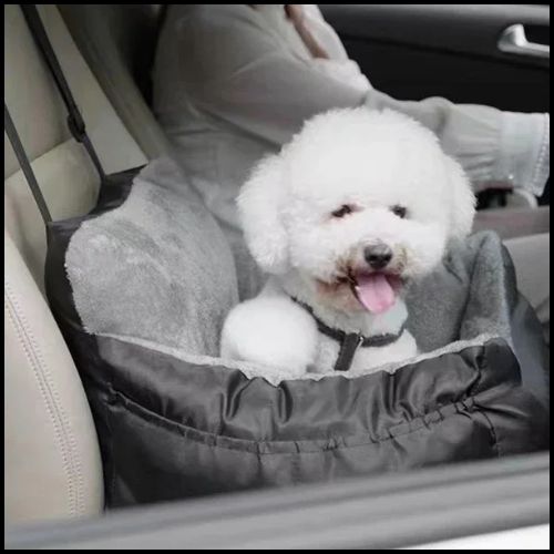 siege-auto-pour-chien_coussin-réversible-et-housse-amovible-confortable